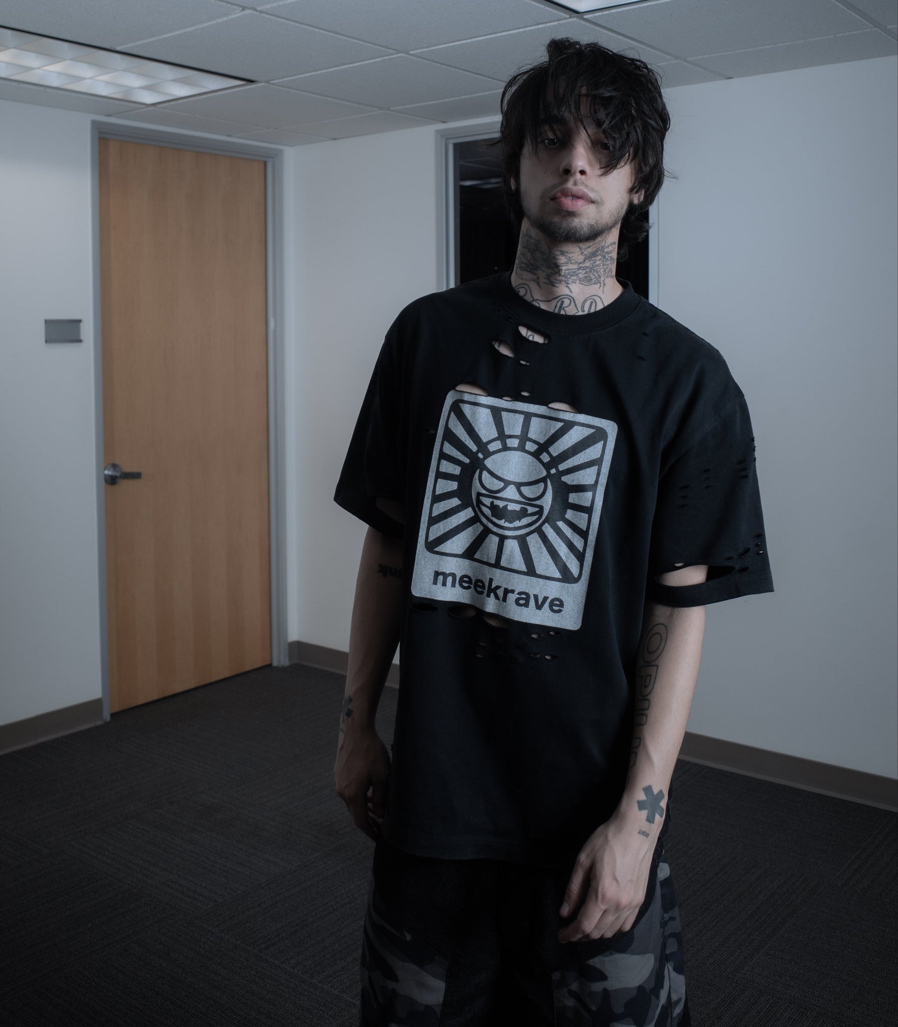 BL MEEKRAVE TEE