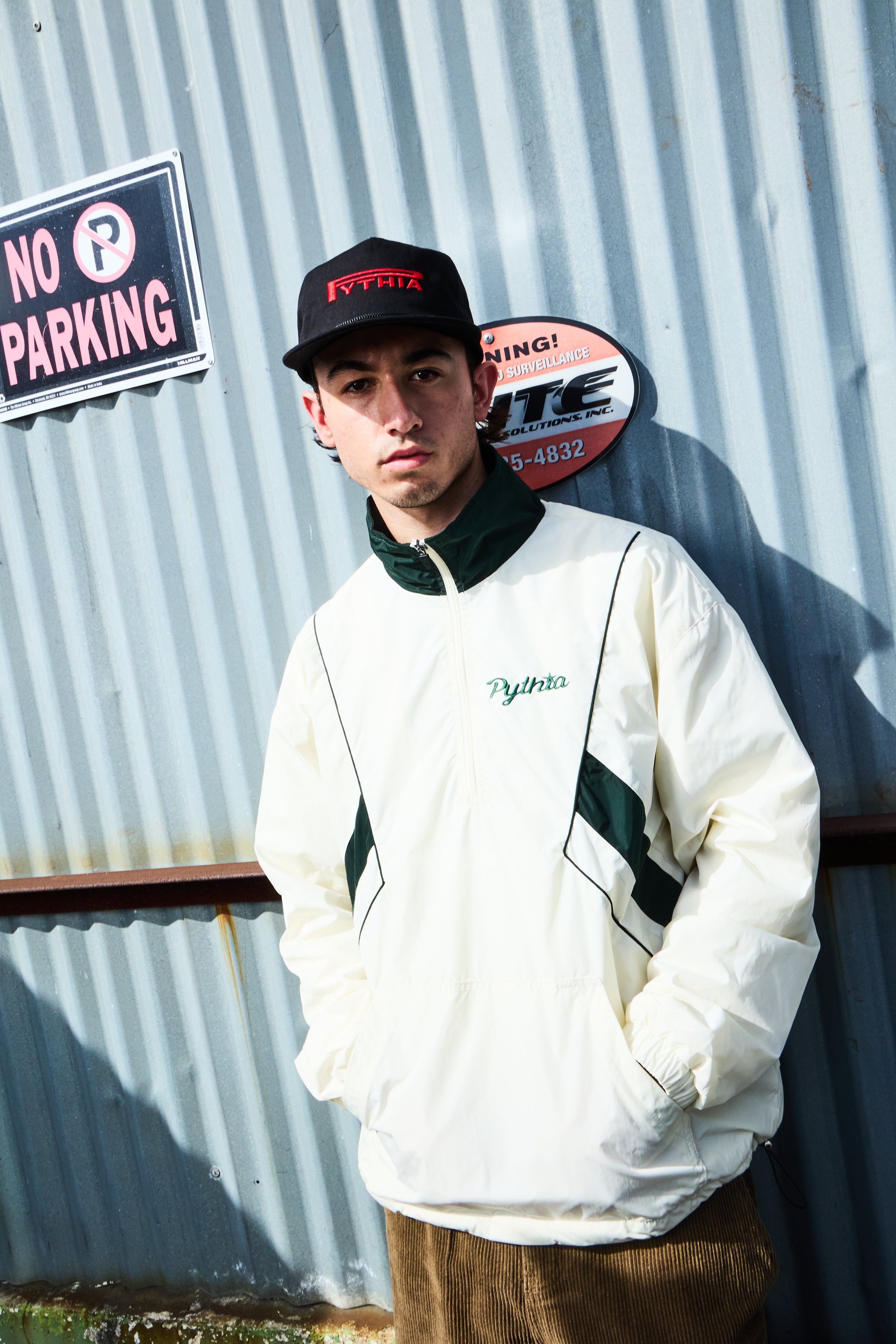 WARM UP JACKET - CREAM & IVY