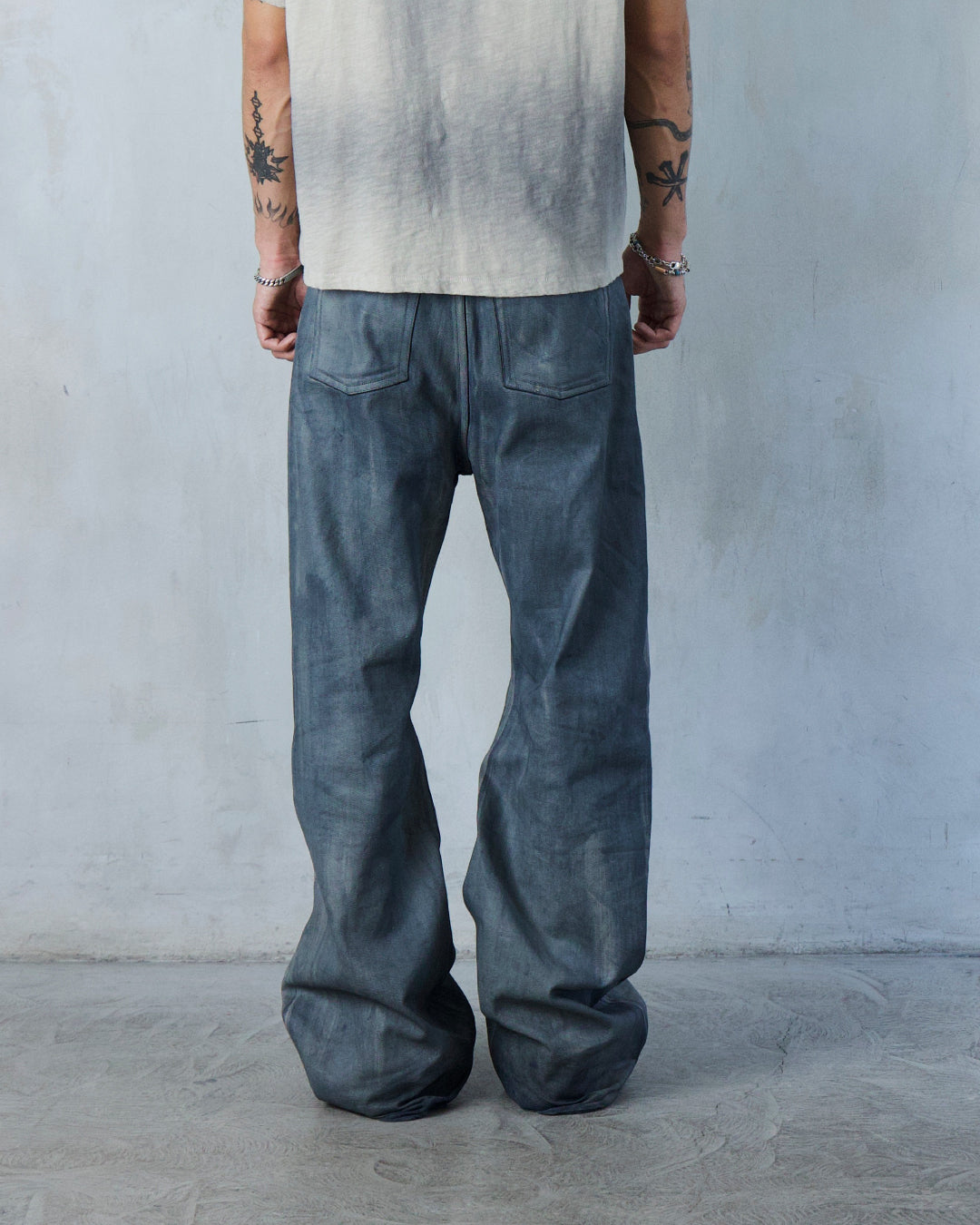 BASE .01 'MOTH BEIGE' COATED DENIM