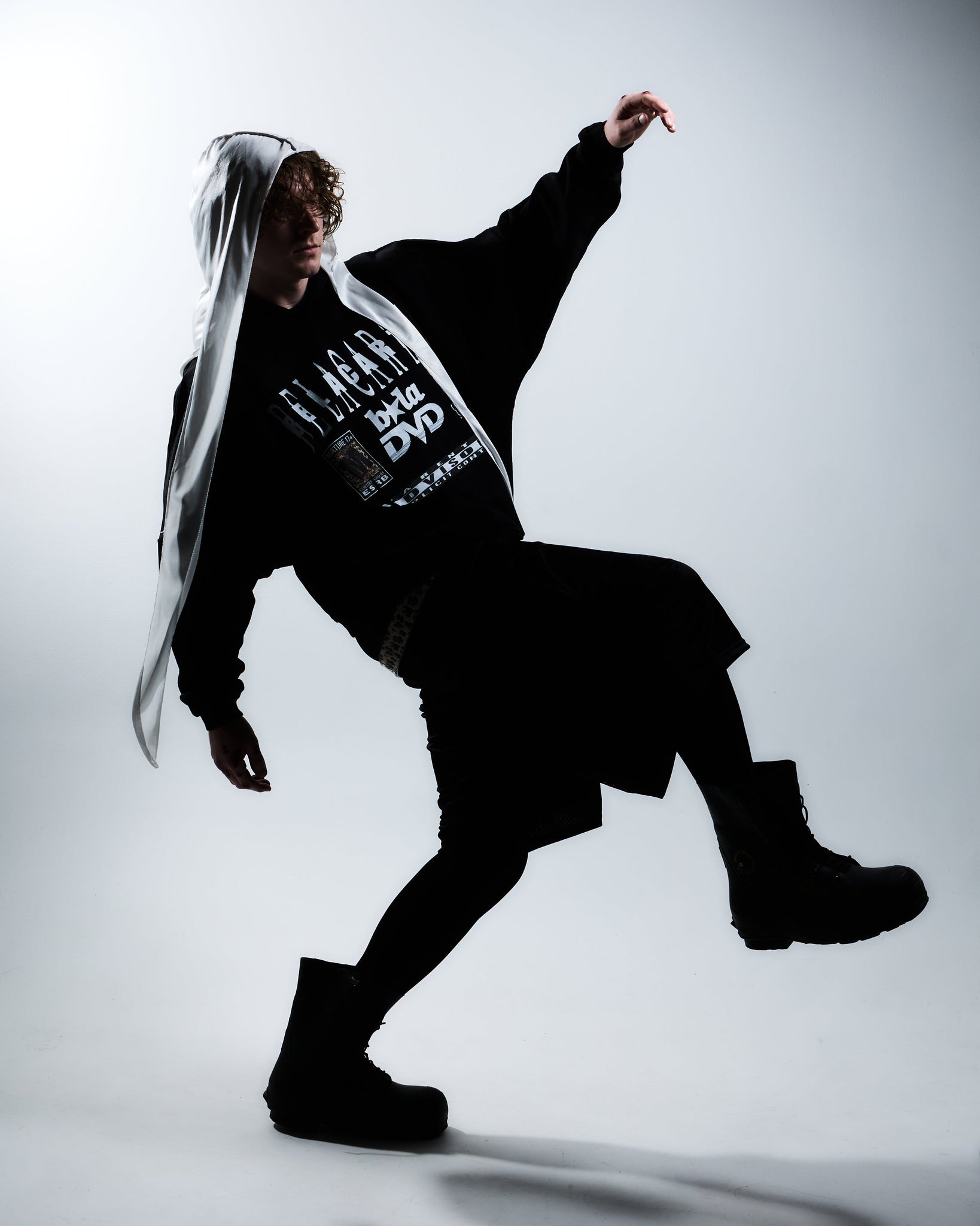 DVD HOODIE (black)