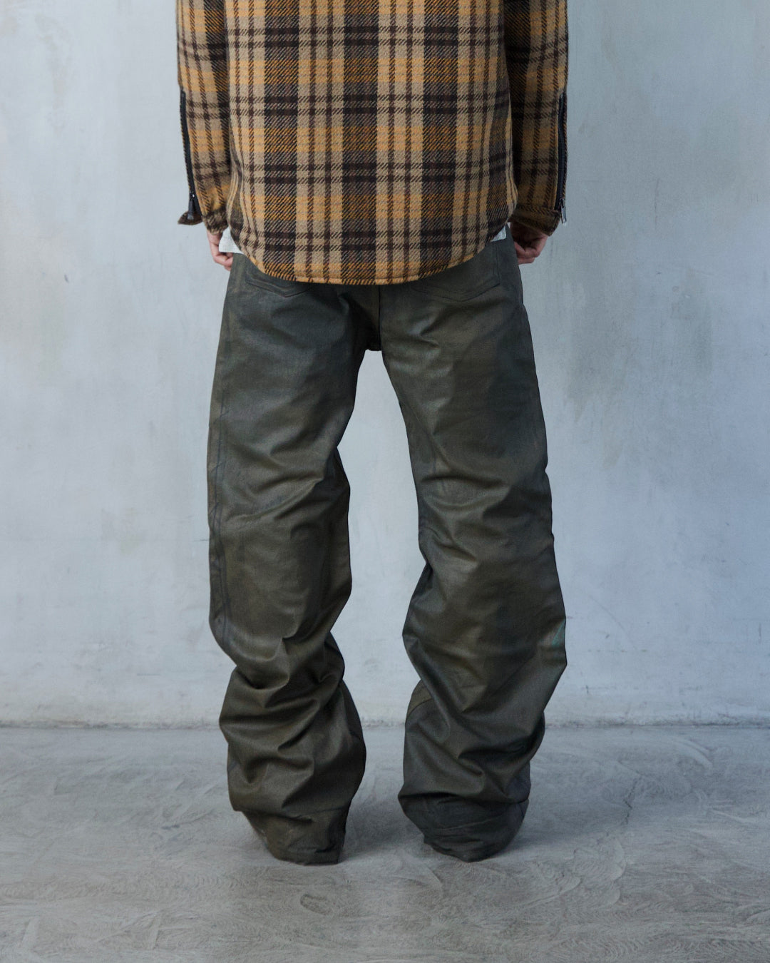 BASE .01 'COFFEE BROWN' COATED DENIM