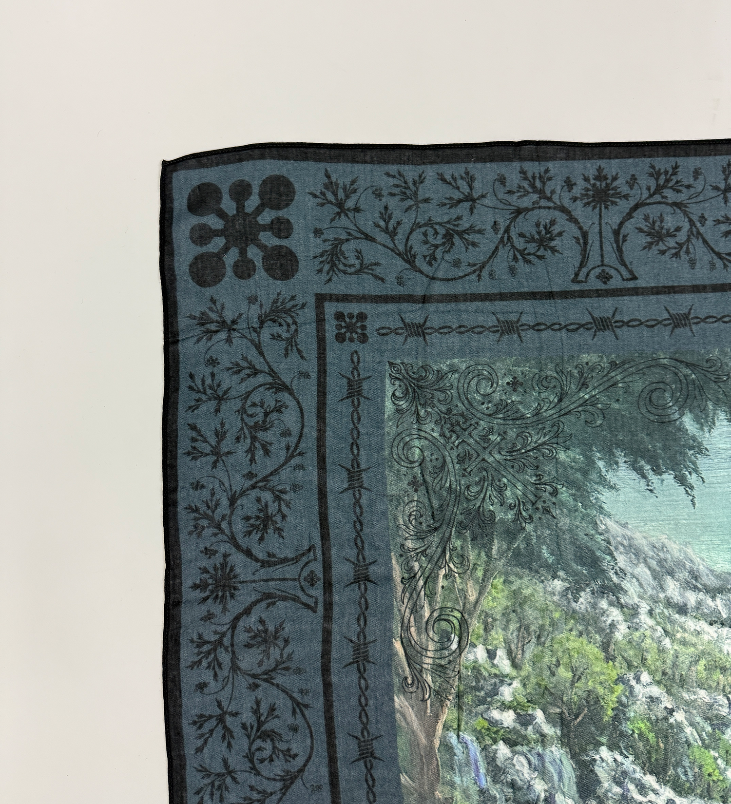 RIVER SCARF