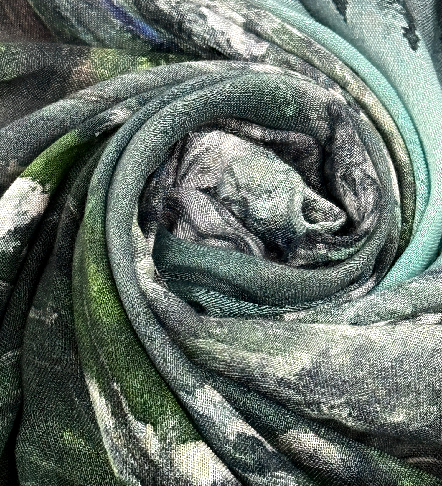RIVER SCARF