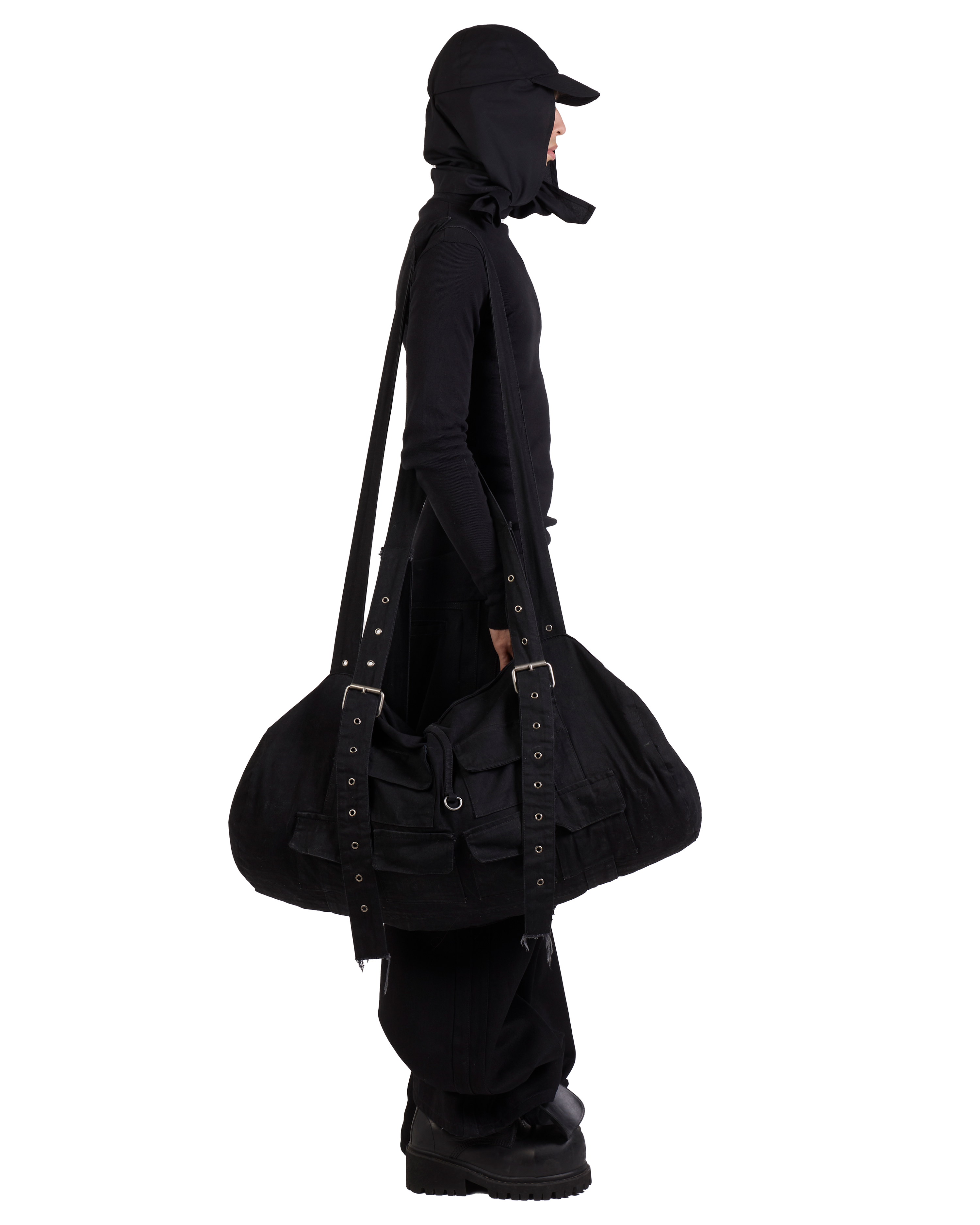 UTILITY CARGO DUFFLE BAG