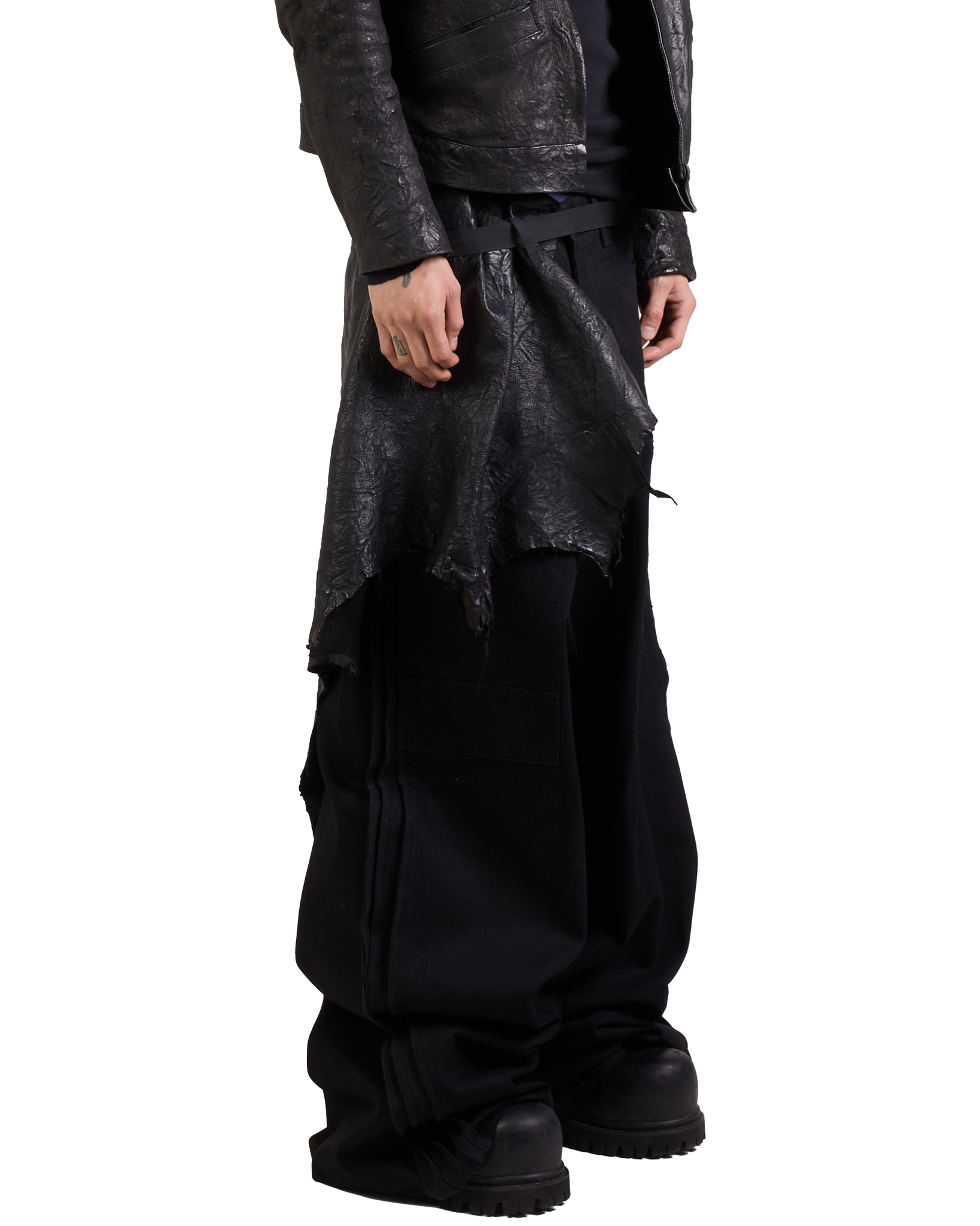 LEATHER HALF SKIRT