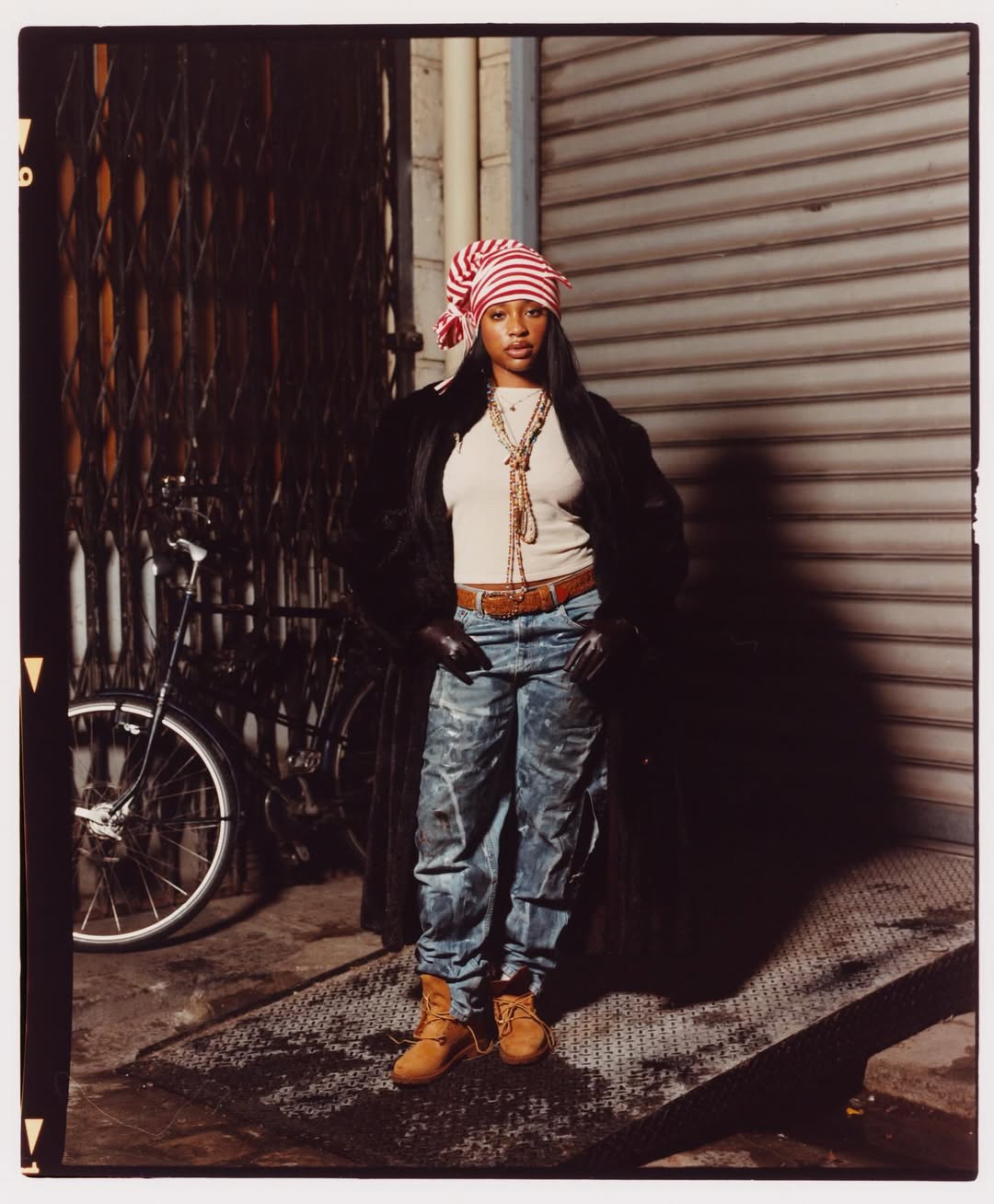 STRIPED TIE BEANIE RED/WHITE