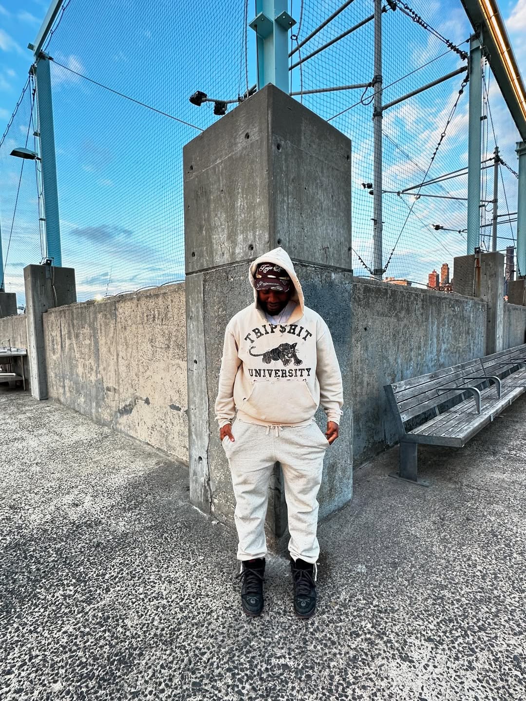 T$U