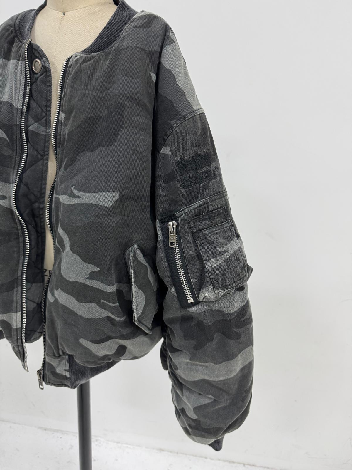 EVERYDAY BOMBER WASHED CAMMO BLACK
