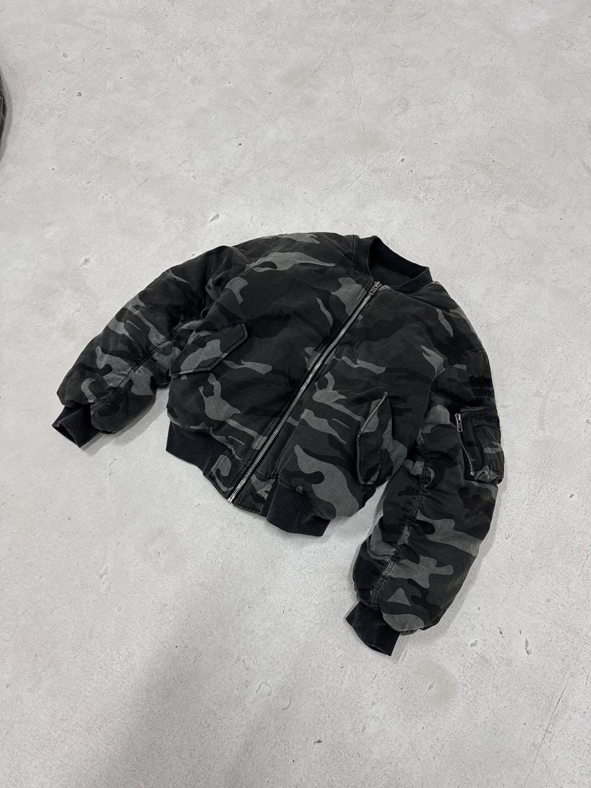 EVERYDAY BOMBER WASHED CAMMO BLACK