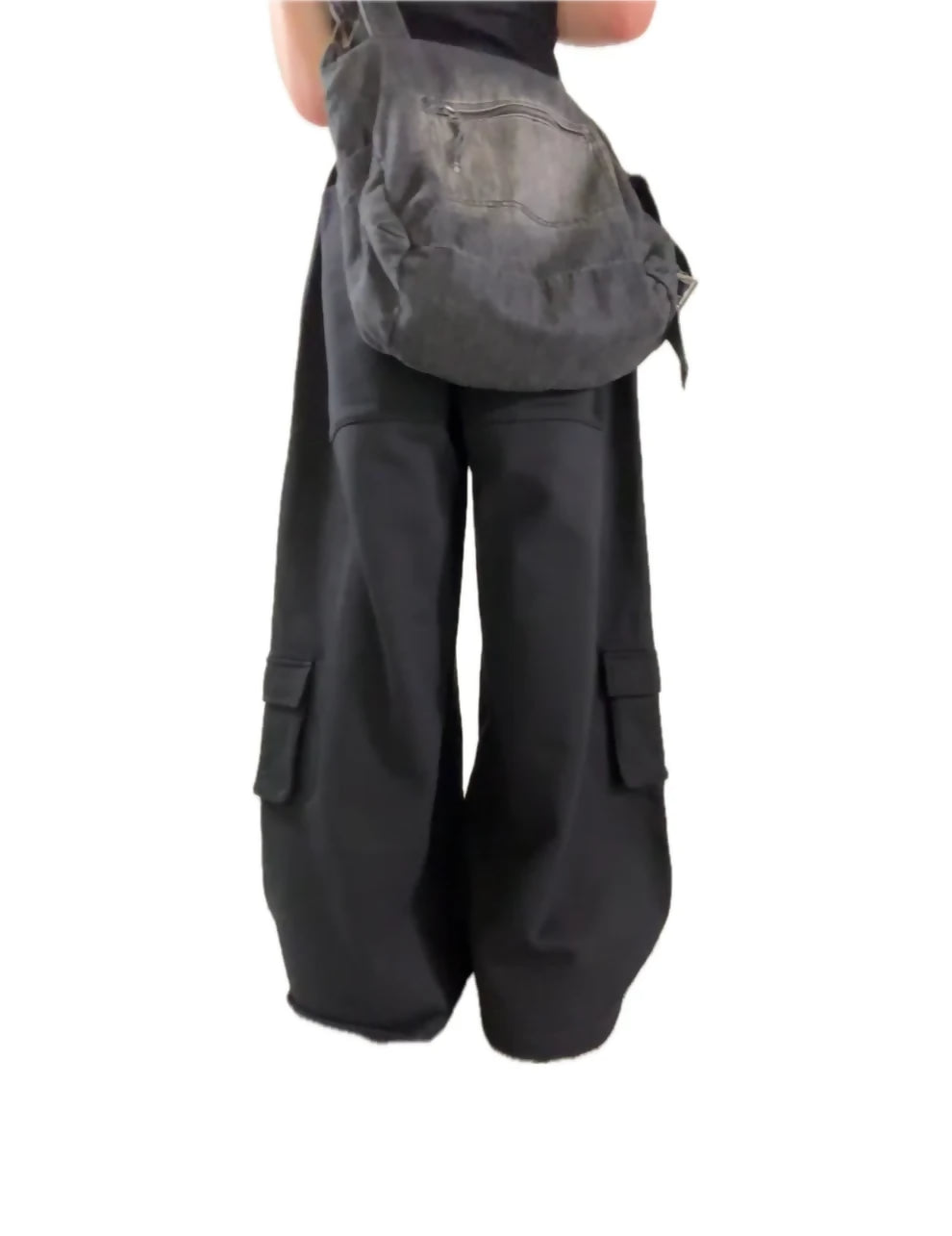 OVERSIZED CARGO SWEATS