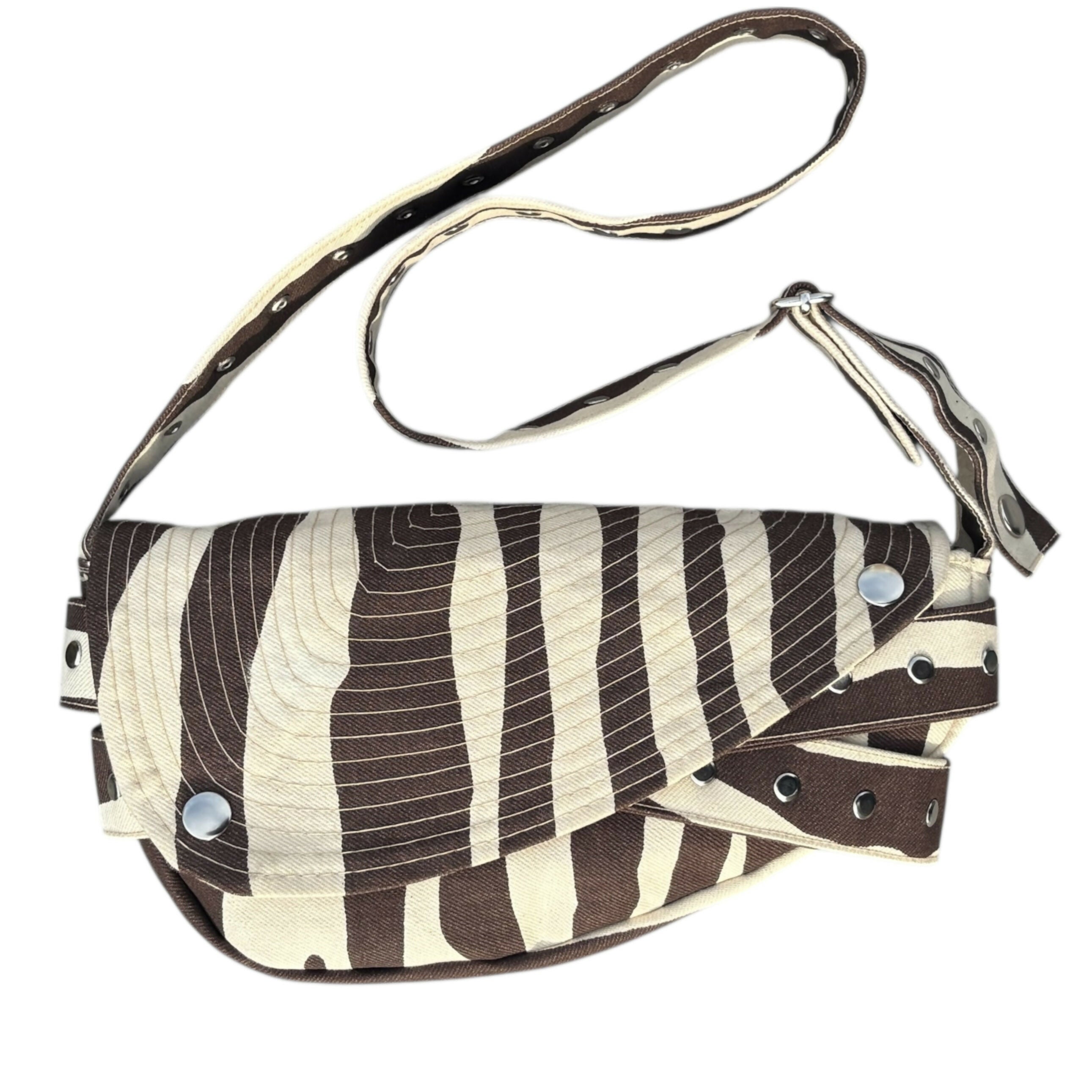 STUDDED SADDLE PURSE