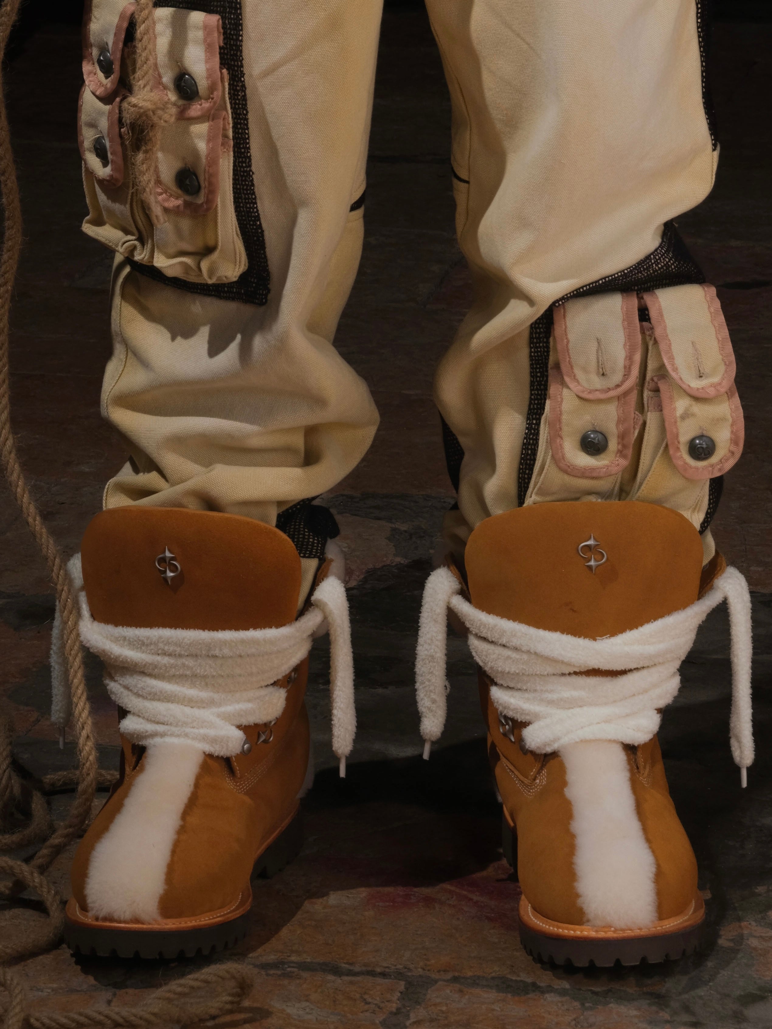 LE LOSANGE MOHAWK BIG BOOTS YELLOW