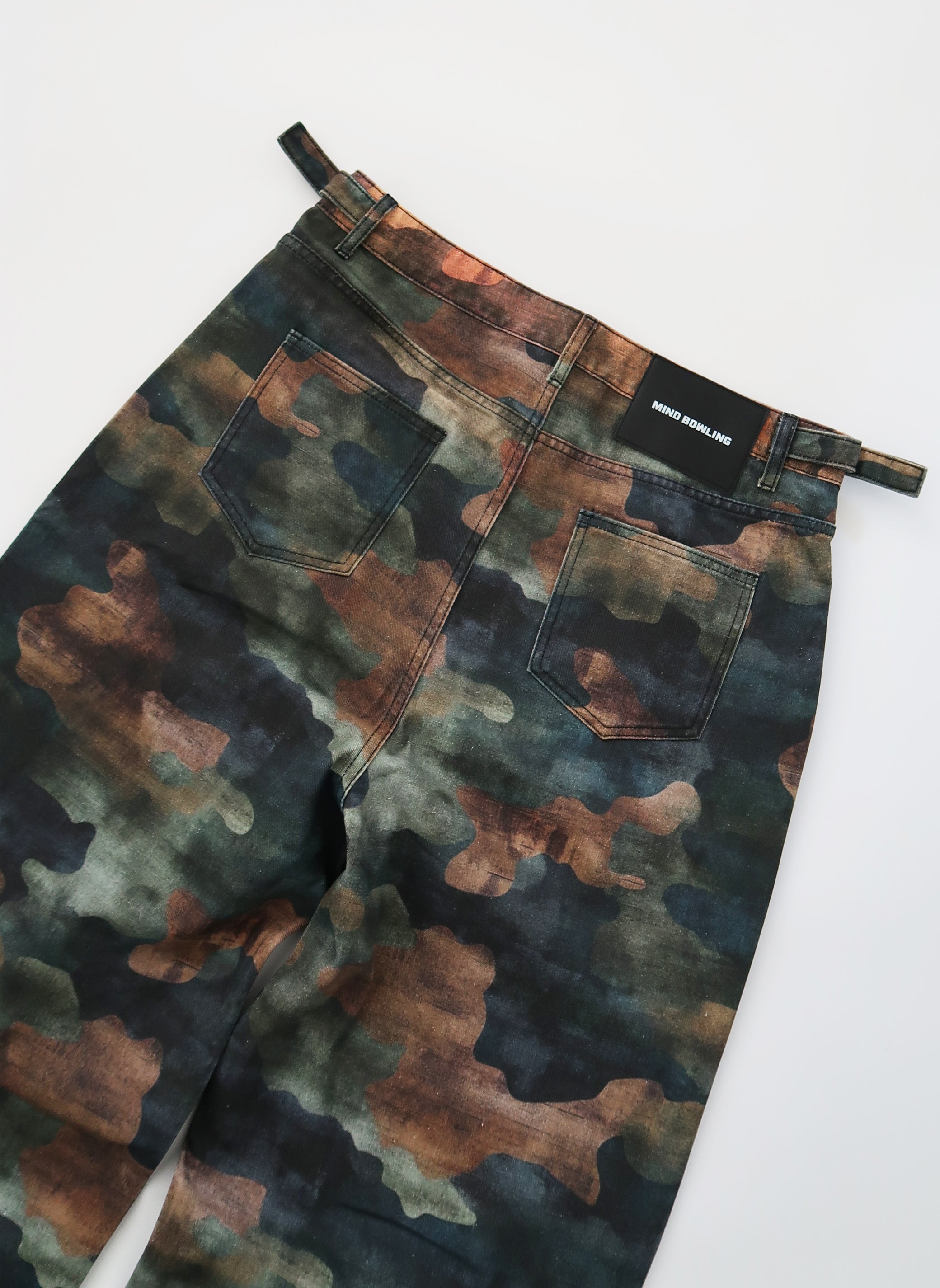 CAMO PANELED DENIM