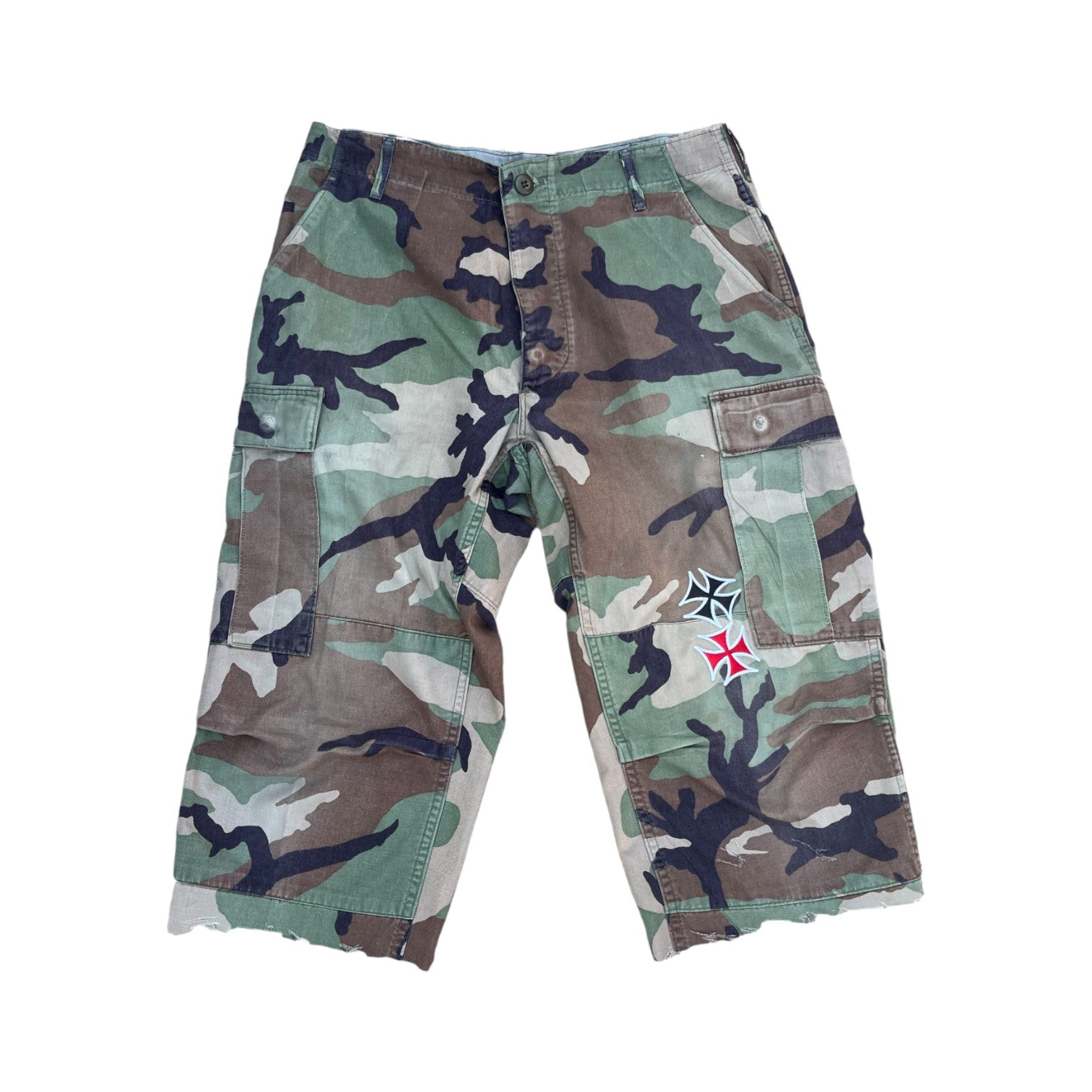 HKD 3/4 Camo Cargo shorts