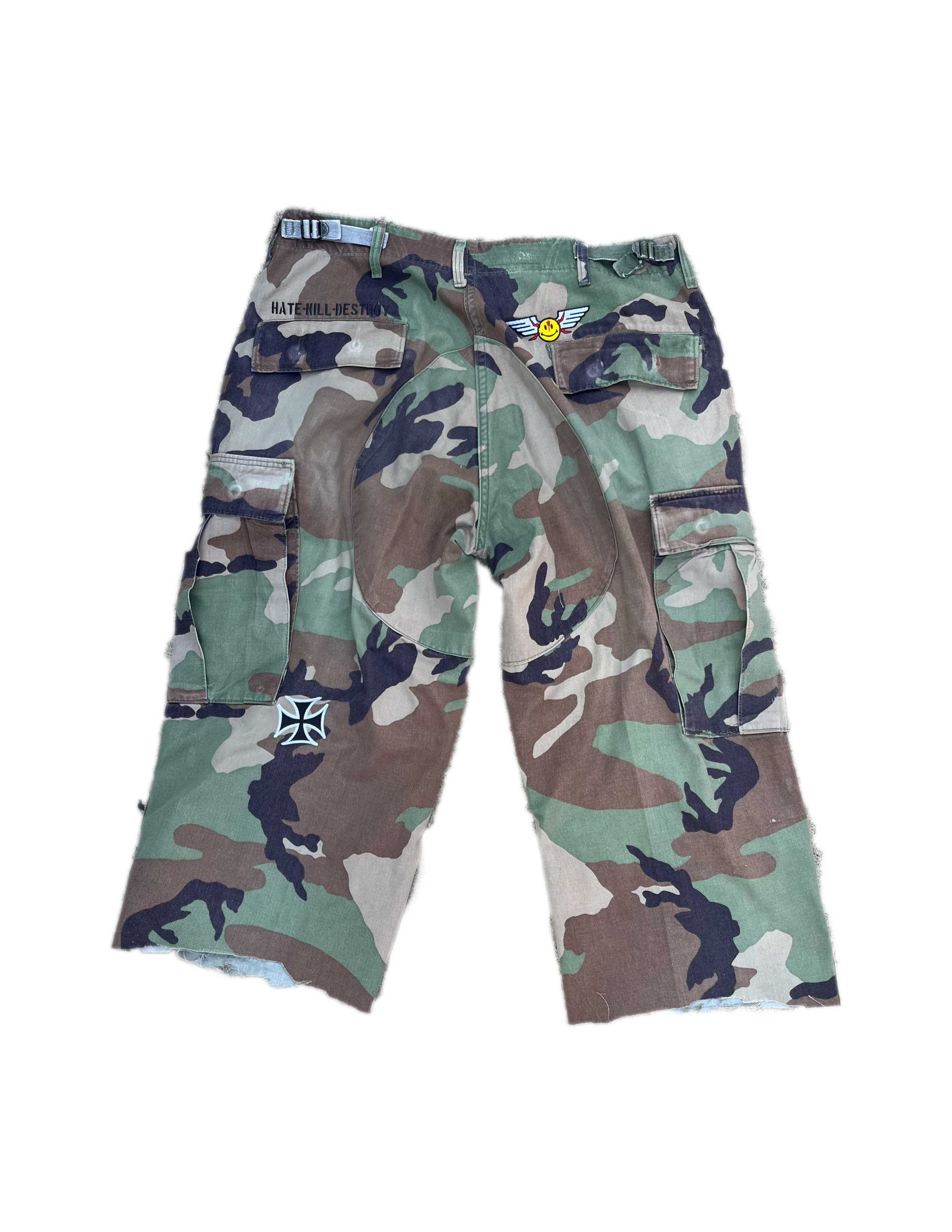 HKD 3/4 Camo Cargo shorts