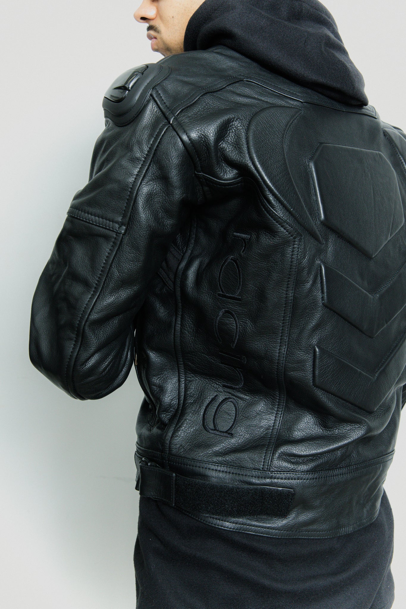 Racer Jacket (v1-black)