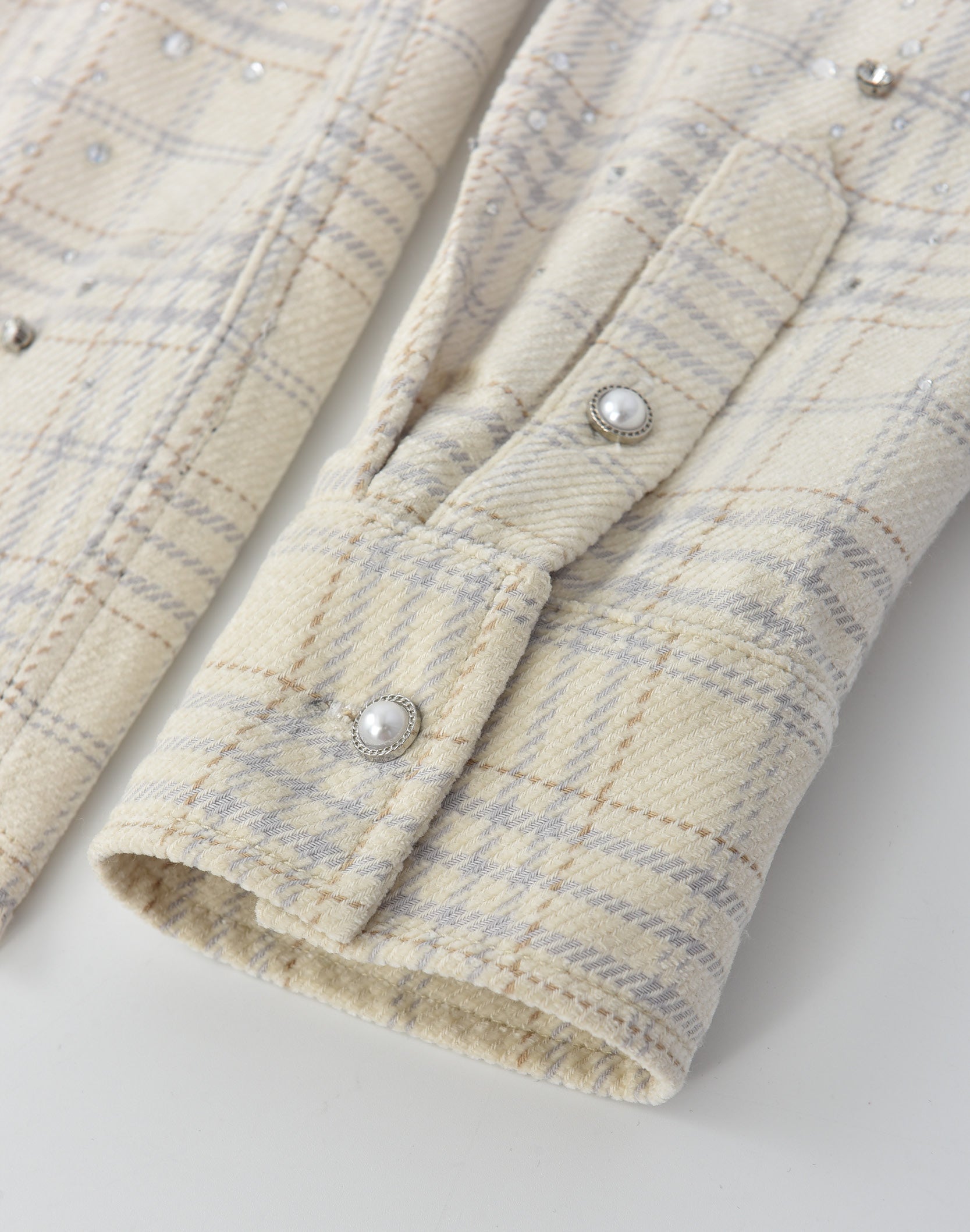 20K Pearl Diamond Shirt Beige