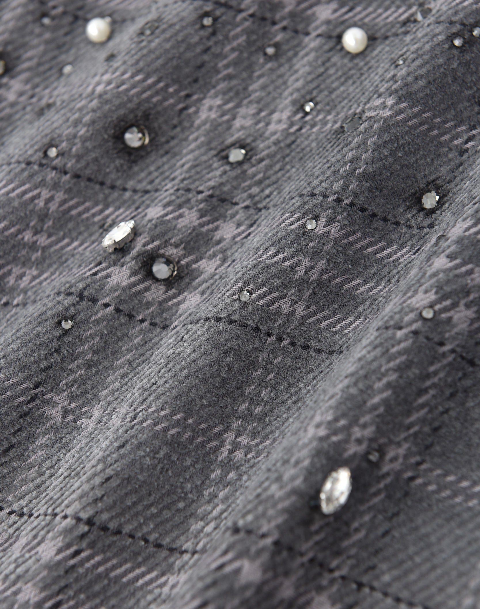 20K Pearl Diamond Shirt Grey