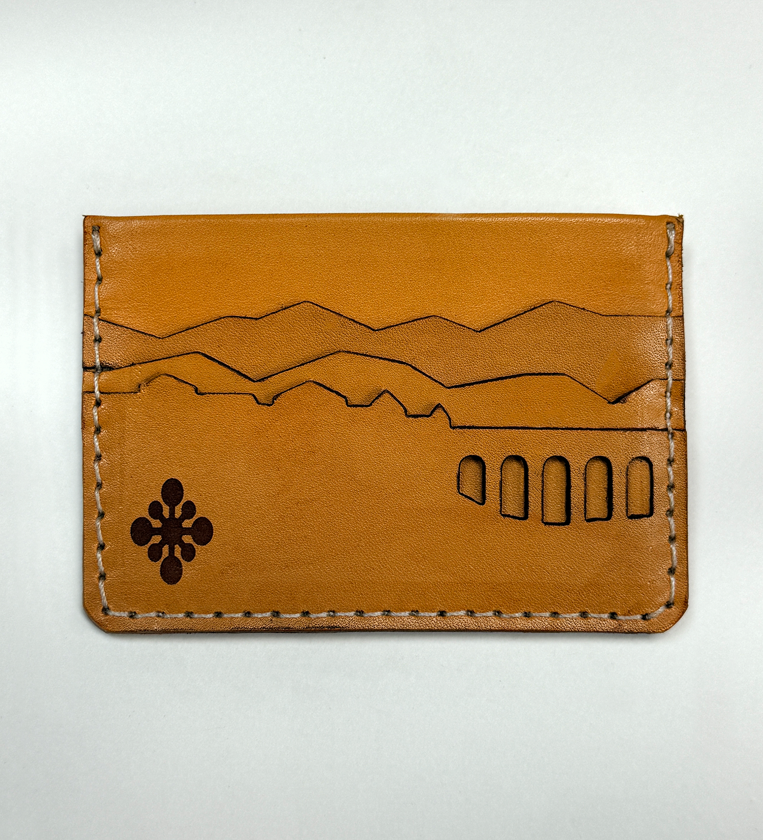 MOUNTAIN CARD-HOLDER (OAK)
