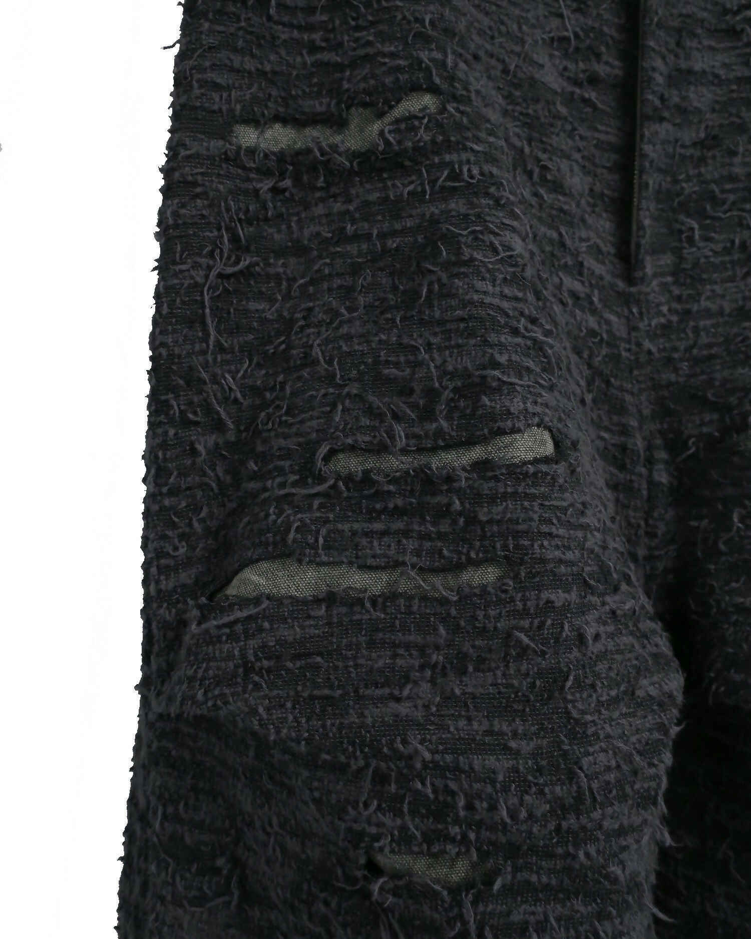 【PRE-ORDER】DISTRESSED FABRIC 4-TUCK TROUSERS / BLACK