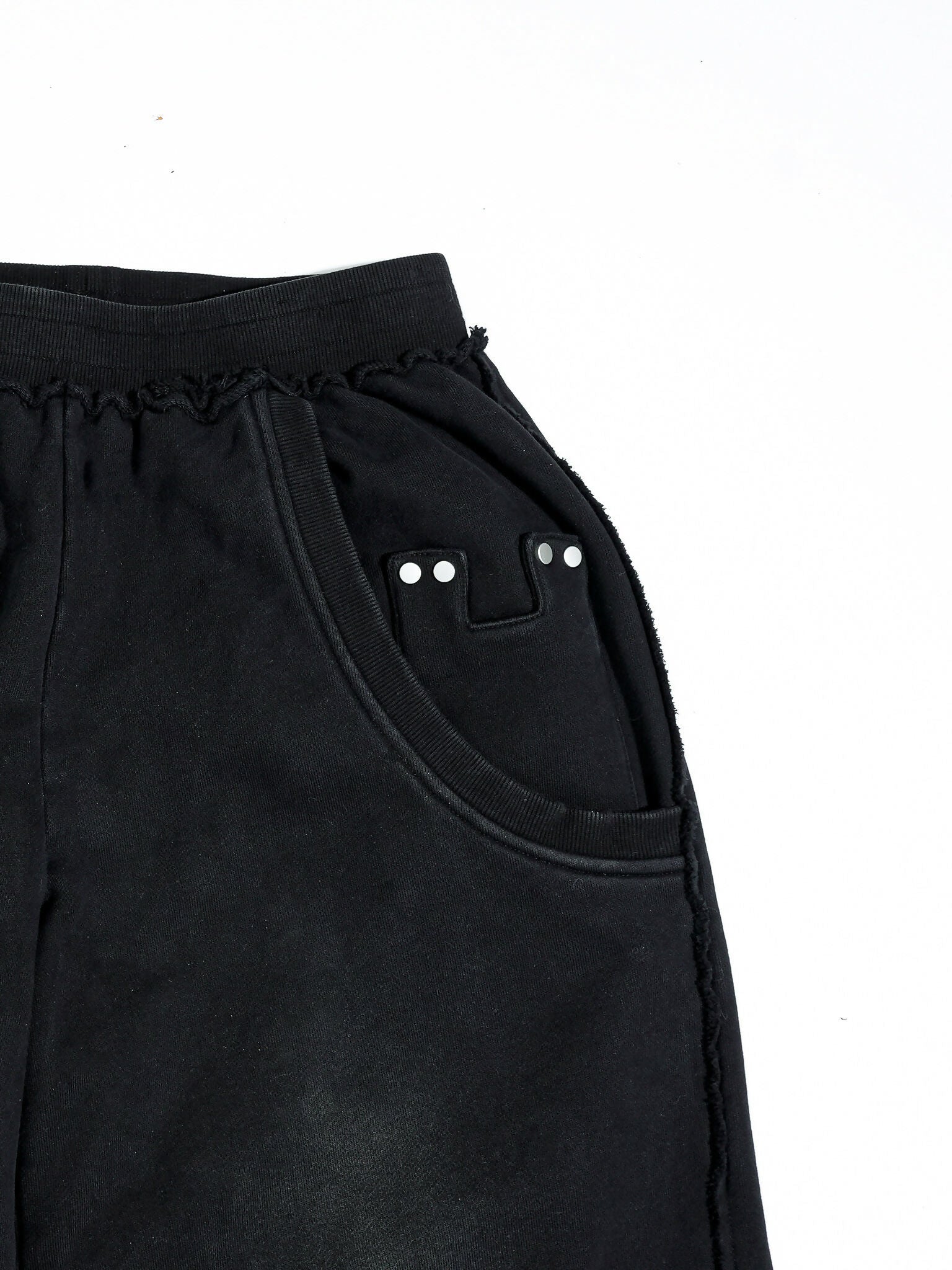 7B3FEFF7-E8F1-4772-B0F2-848CD3093C58