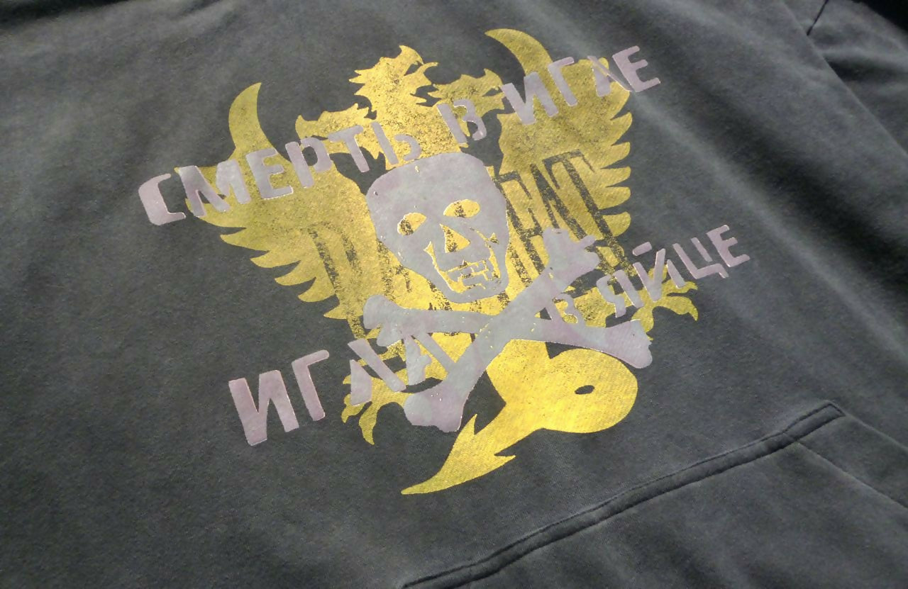 'Needle' asphalt hoodie