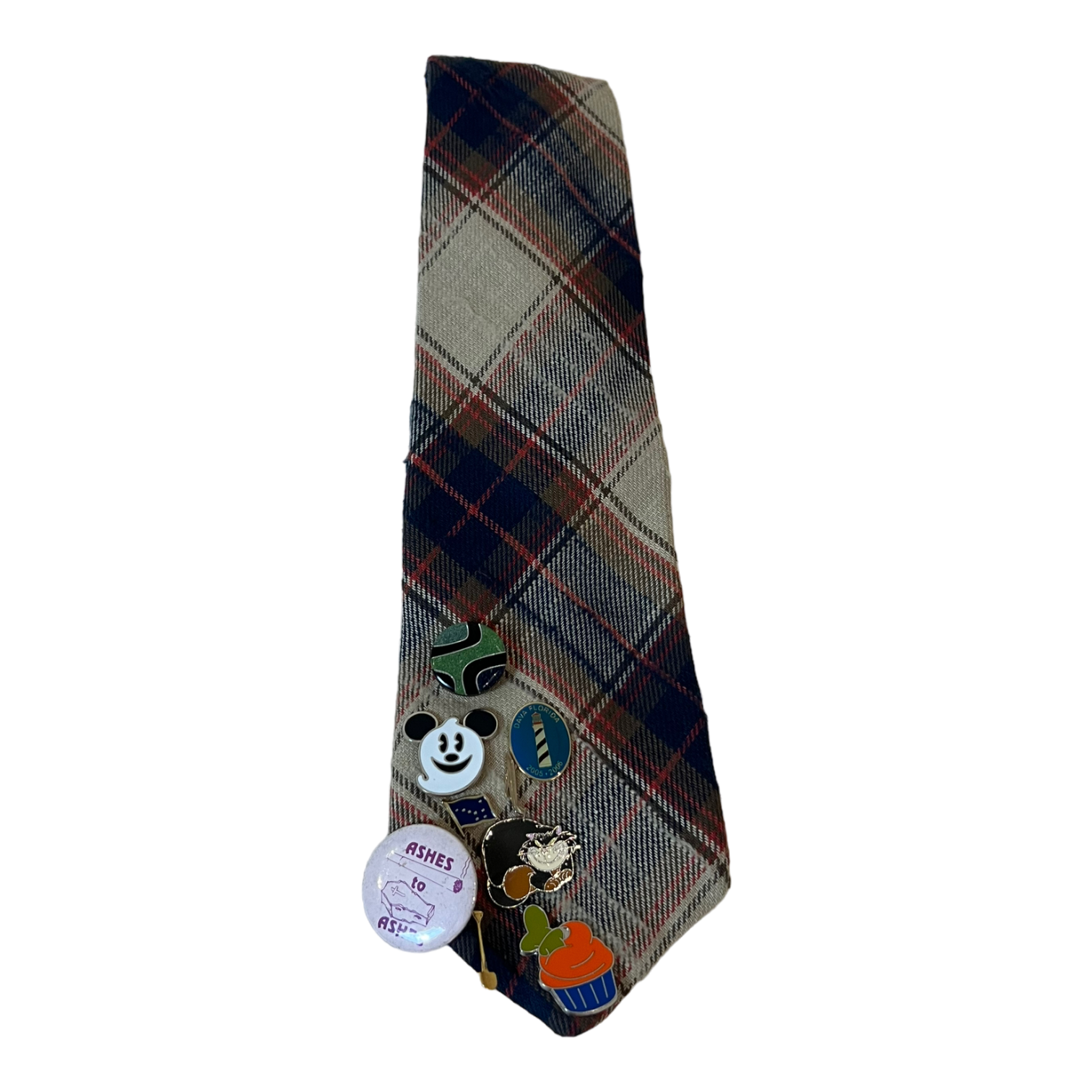 The ‘Travel’ Tie