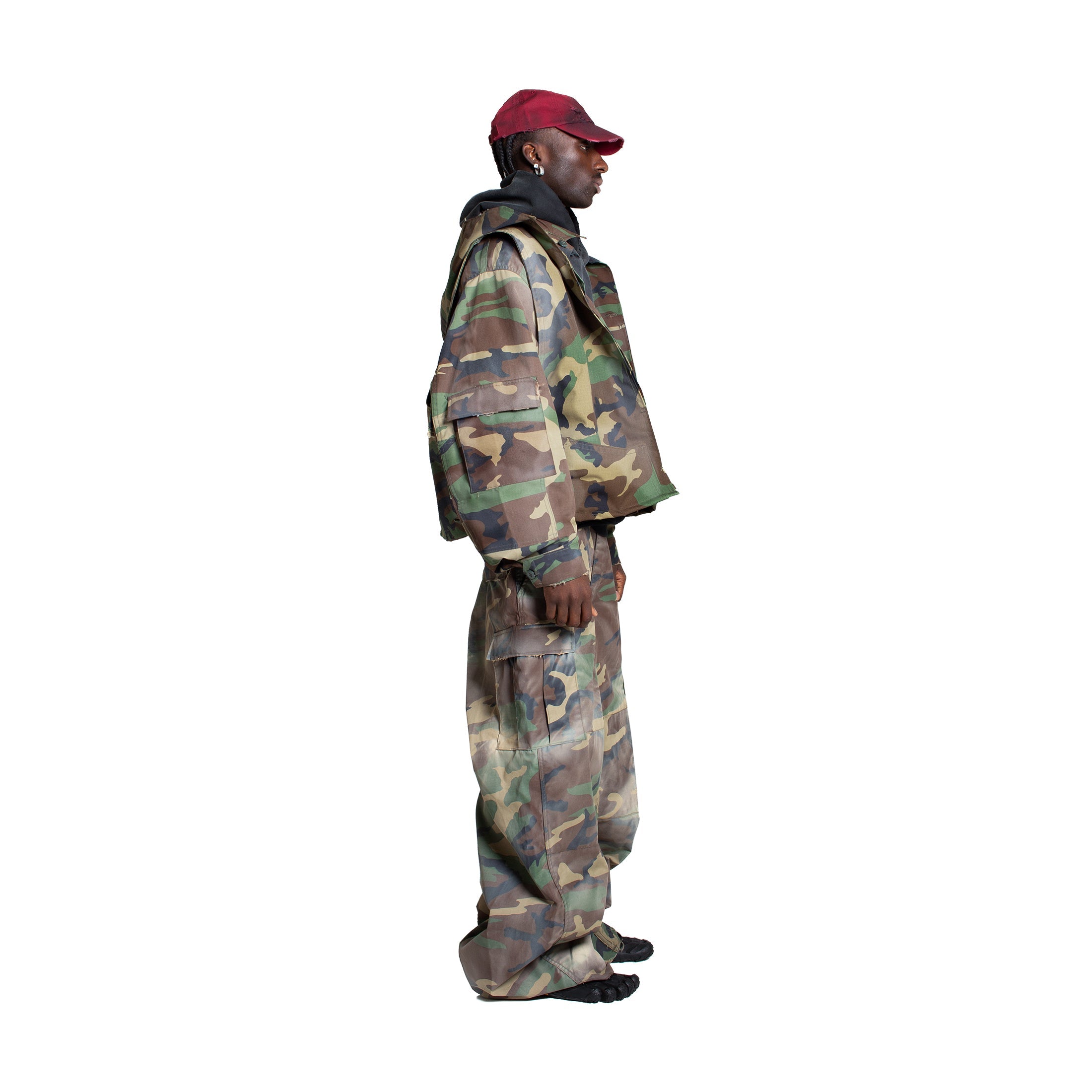 MUD WASHED CAMO CARGO PANTS