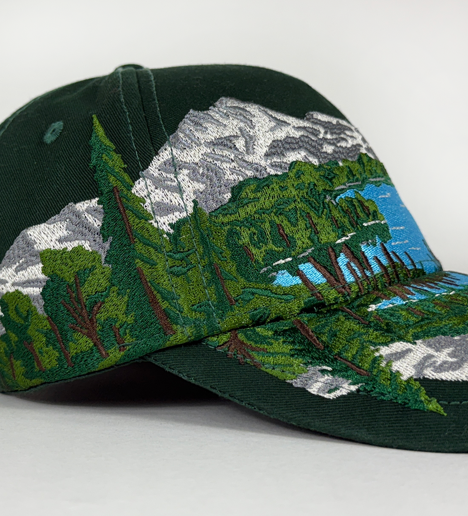 MOUNTAIN HAT