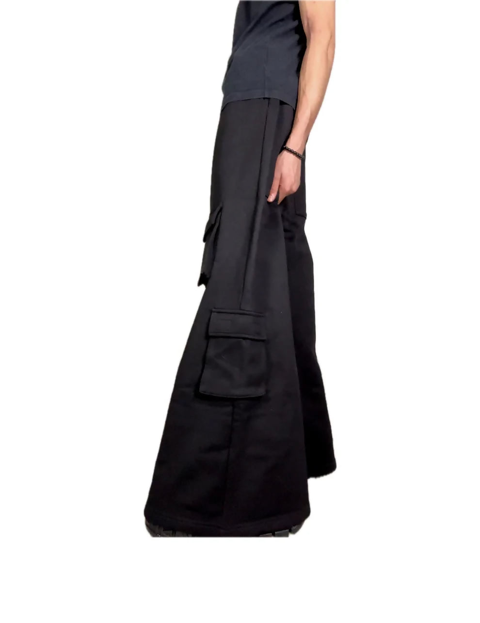 OVERSIZED CARGO SWEATS