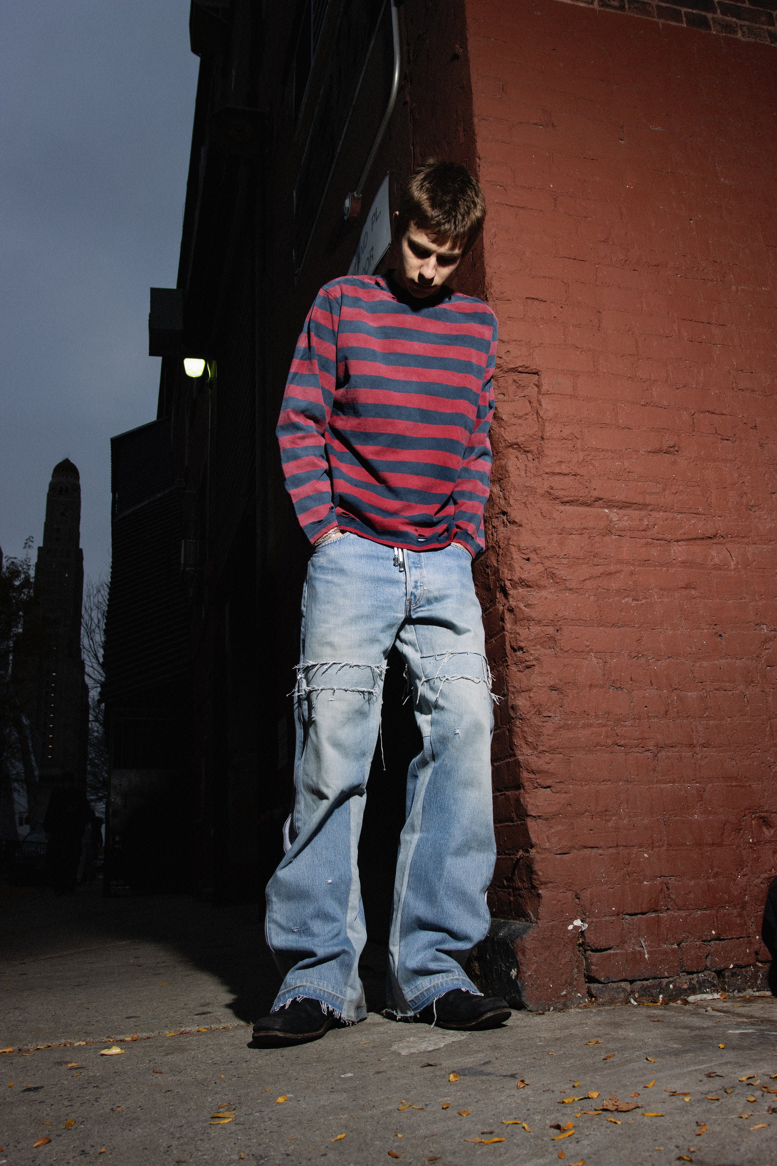 FREDDY - DISTRESSED LONGSLEEVE T-SHIRT