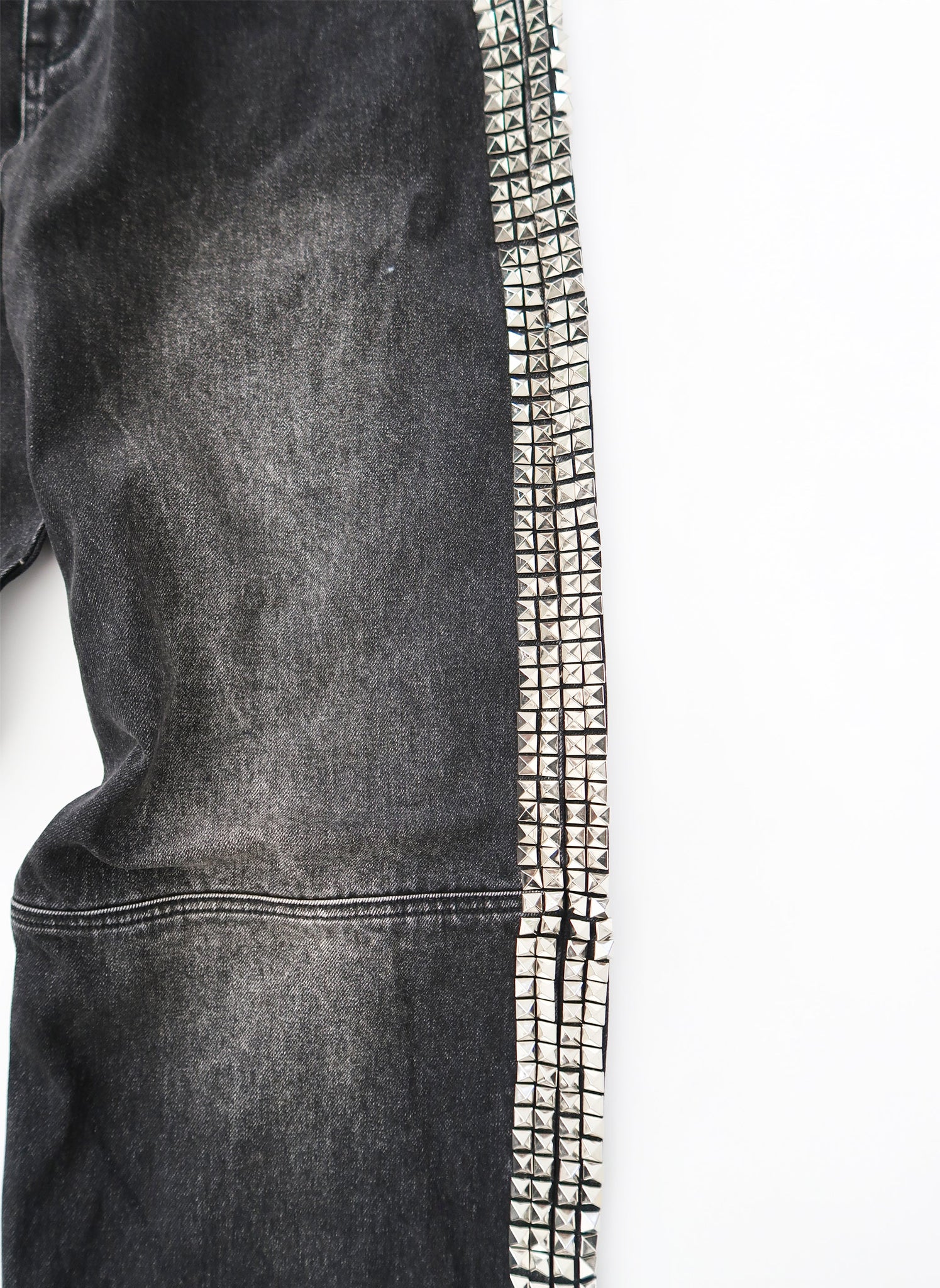 HEAVY METAL DENIM