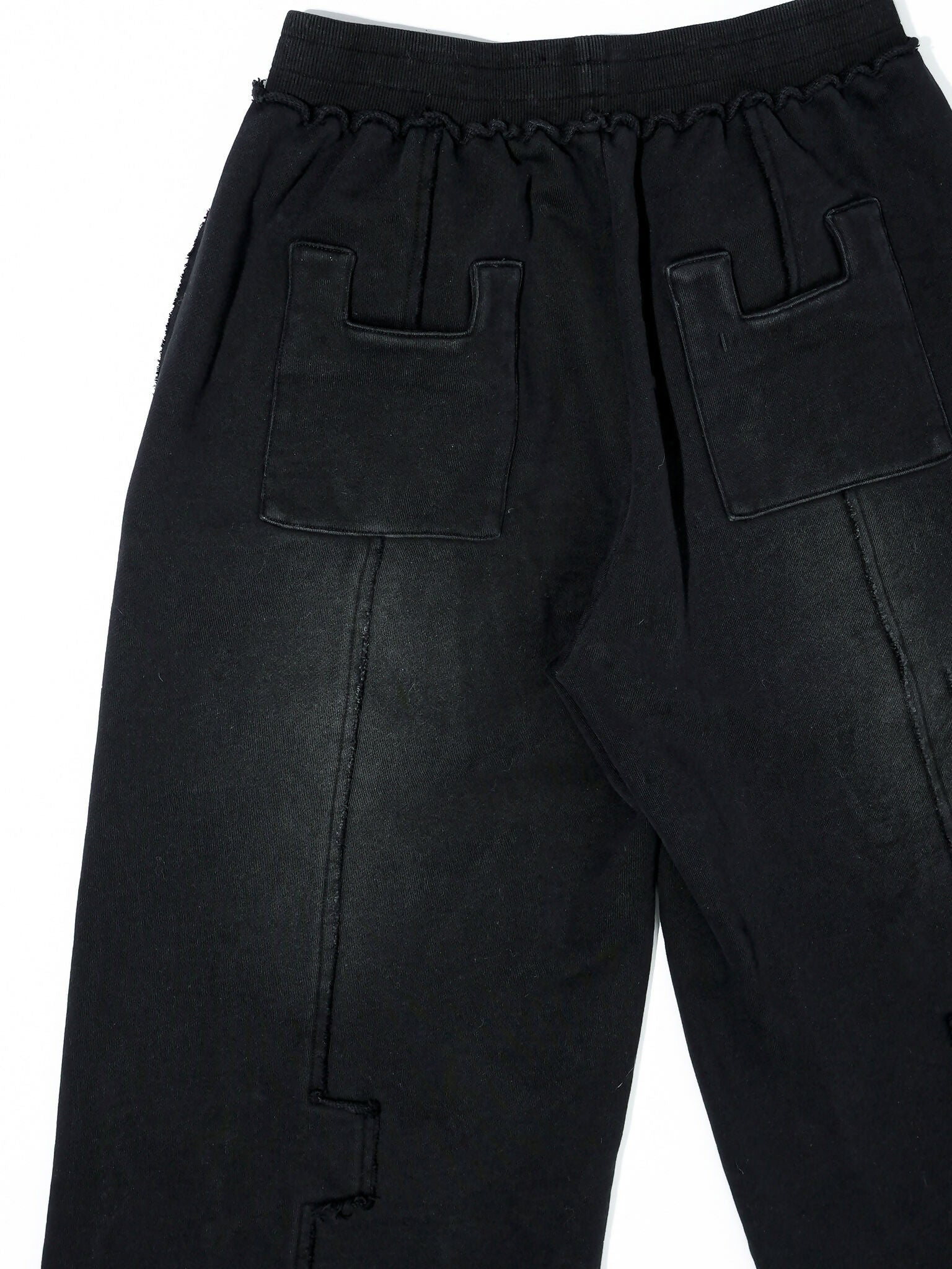 69081E3C-41AF-454F-9E25-756177528C4A