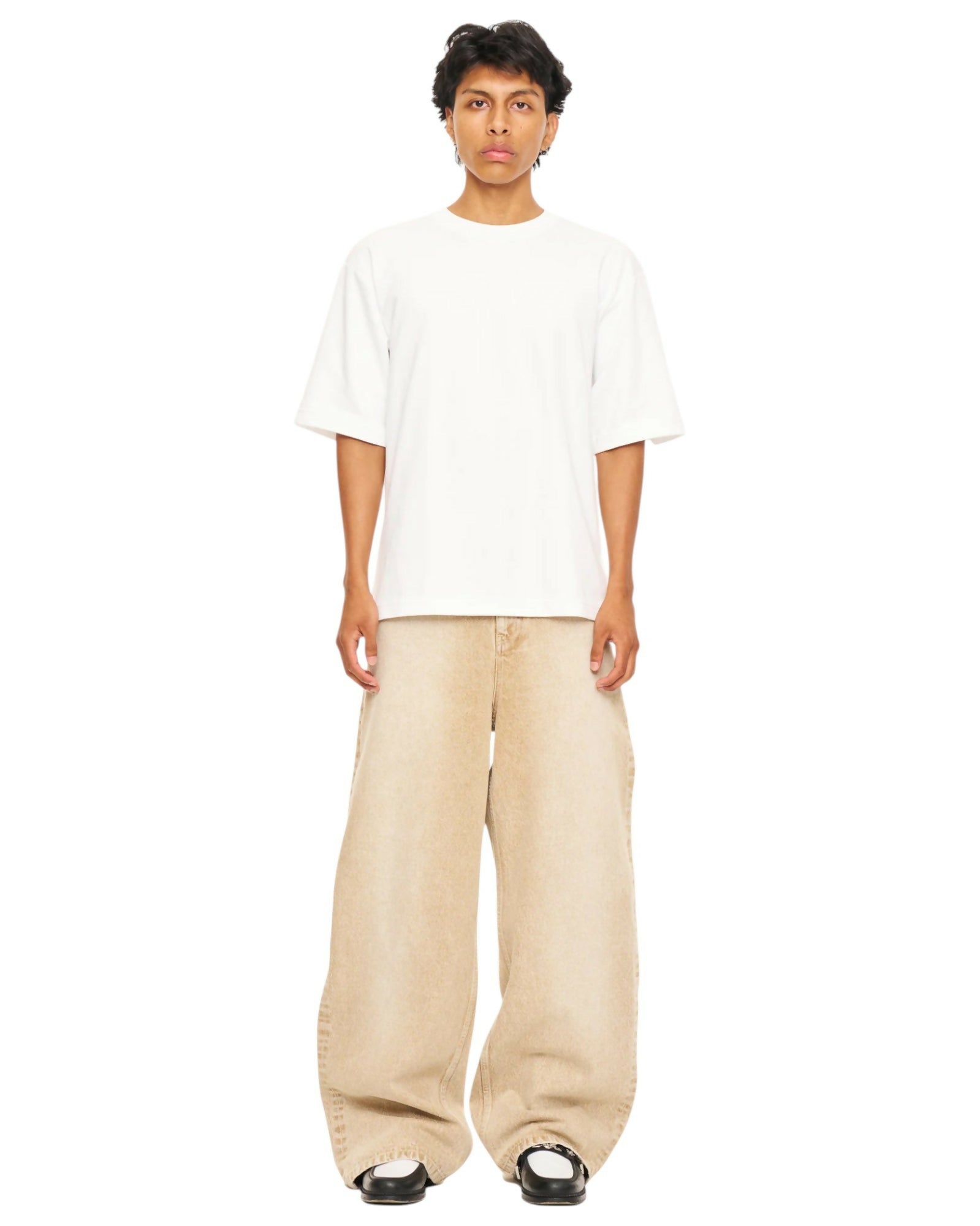 nociety06-2266153-Photoroom