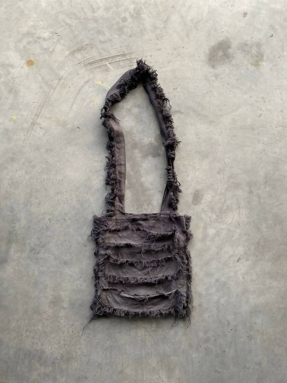 “Scolopendra” Graphite Distressed Side bag